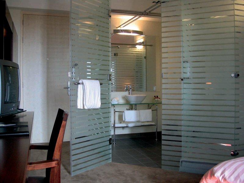Plaza Premium Grand Winston Hotel 4*