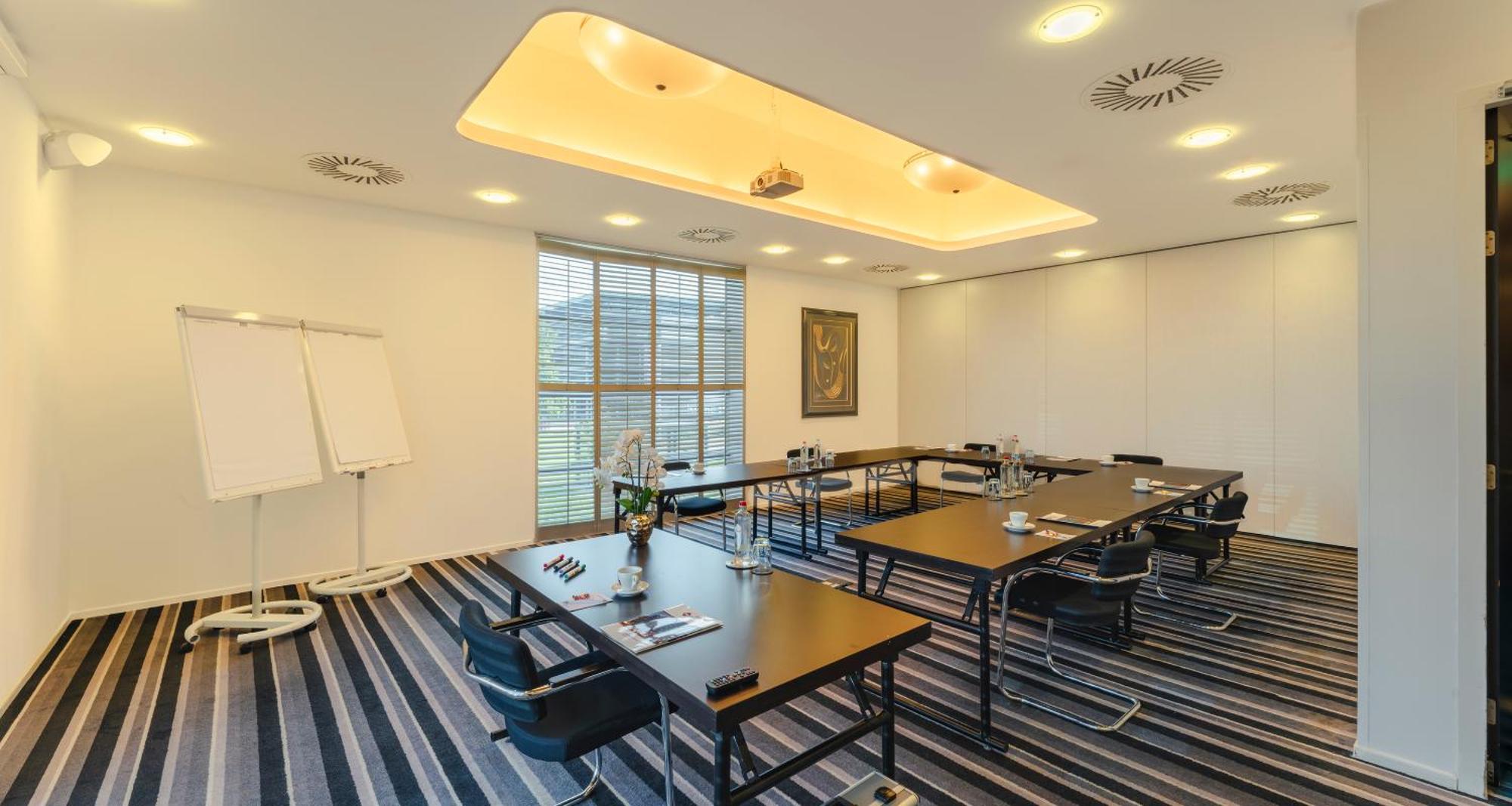 Plaza Premium Grand Winston Rijswijk