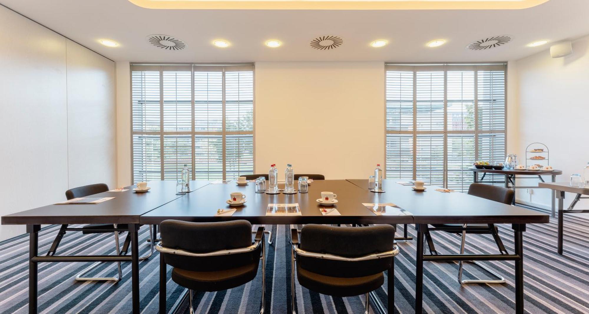 Plaza Premium Grand Winston 4* Rijswijk